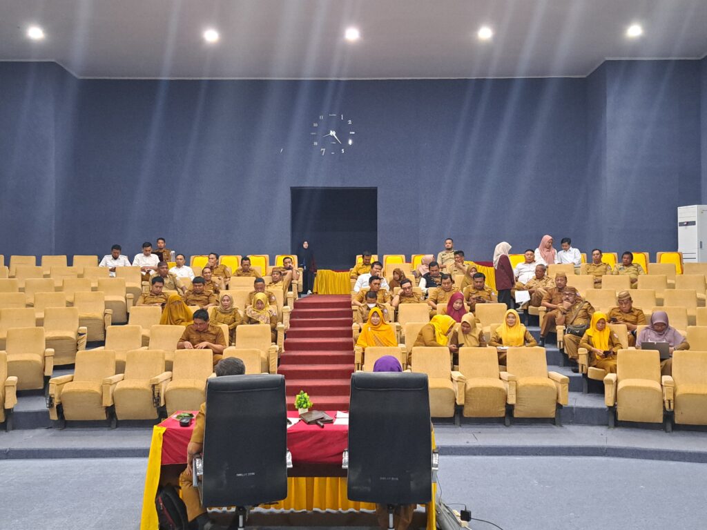 Rapat dilaksanakan di Auditorium Nusantara BPSDM Provinsi Gorontalo